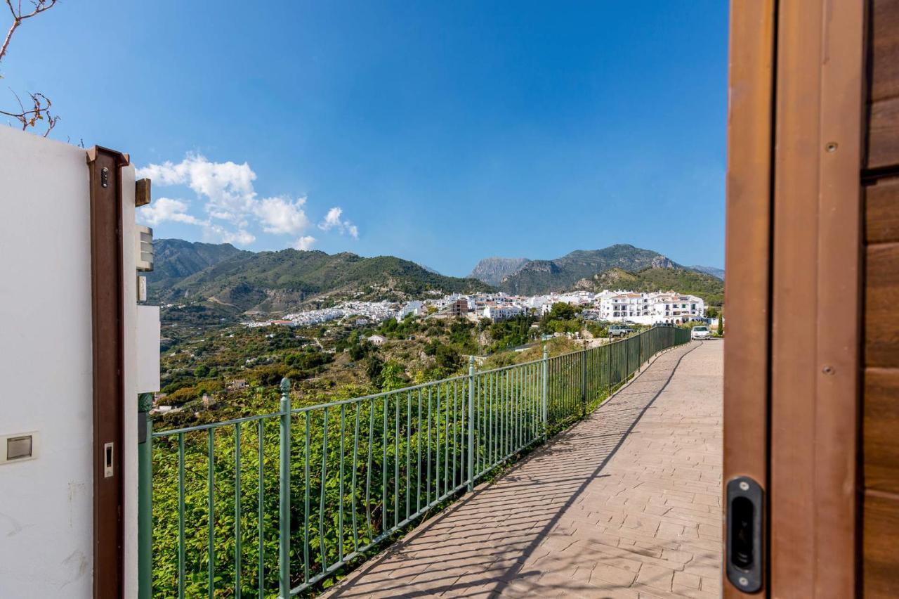 פריחיליאנה Nerja Paradise Rentals - Villa Cataleya מראה חיצוני תמונה